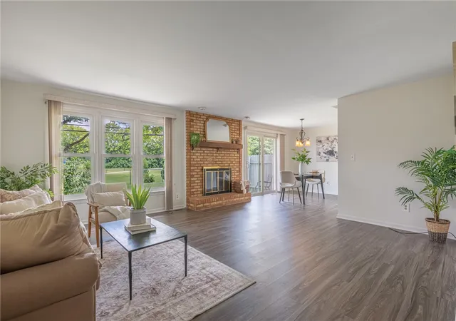 Photo 3 of Single family home for sale at 165 Finsbury Ln, Troy, OH 45373 | MLS# 967070 | Listing updated on 2026-09-28