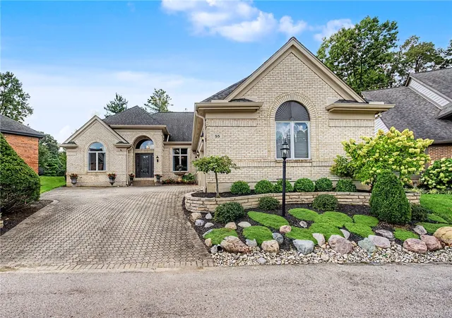 Photo 3 of Single family home for sale at 55 Pinehurst Pl, Springboro, OH 45066 | MLS# 967085 | Listing updated on 2026-08-25