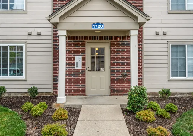 Photo 2 of Condo for sale at 1720 Waterstone Blvd #311, Miamisburg, OH 45342 | MLS# 967091 | Listing updated on 2026-08-22