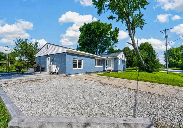 Photo 2 of Single family home for sale at 7835 Bertha Ave, Middletown, OH 45042 | MLS# 967203 | Listing updated on 2026-08-22