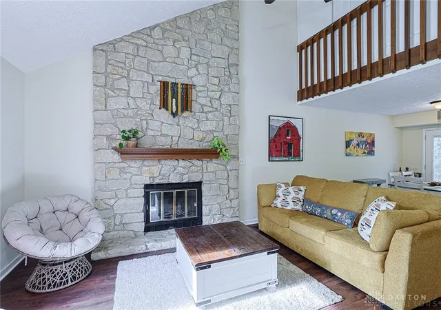 2nd image of 7661 Brams Hill Dr, Washington Twp, OH 45459 | MLS# 967207