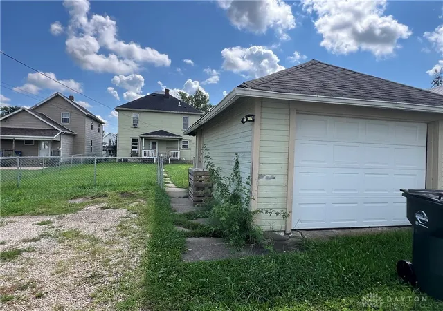 Photo 3 of Single family home for sale at 334 Park St, Sidney, OH 45365 | MLS# 967216 | Listing updated on 2026-08-22