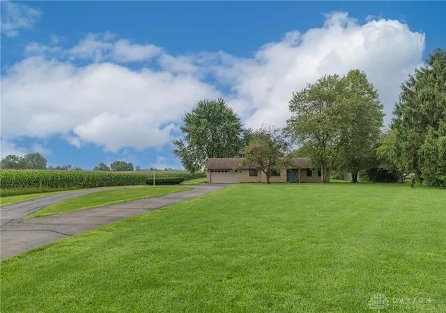 2nd image of 4845 Broadway Rd, Springfield, OH 45502 | MLS# 967235
