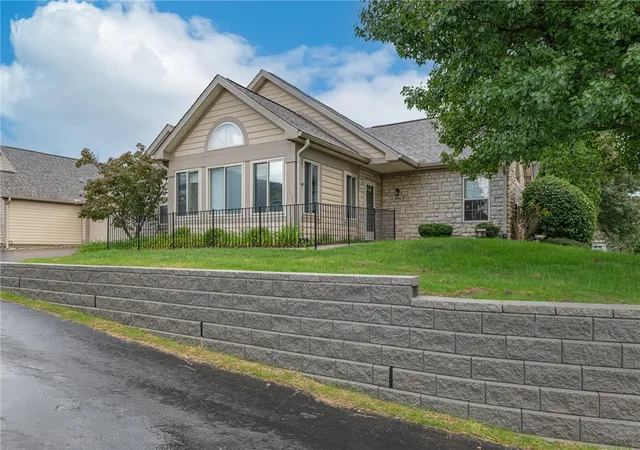 22nd image of 184 Villa Pointe Dr, Springboro, OH 45066 | MLS# 967148
