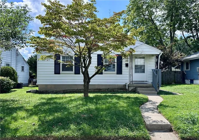 2nd image of 1120 Chelsea Ave, Dayton, OH 45420 | MLS# 967187
