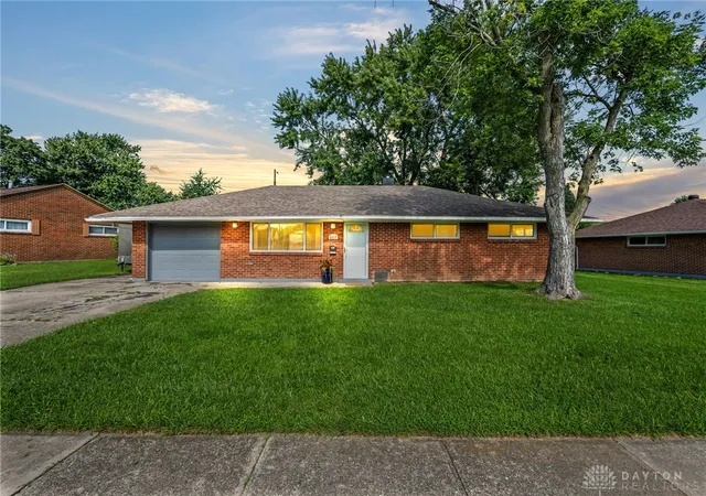 Photo 1 of Single family home for sale at 5717 Resik Dr, Huber Heights, OH 45424 | MLS# 967300 | Listing updated on 2026-08-24