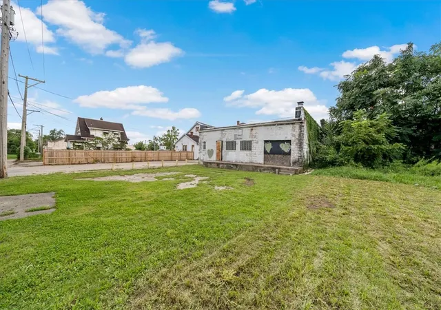 21st image of 2212 N Main St, Dayton, OH 45405 | MLS# 967369