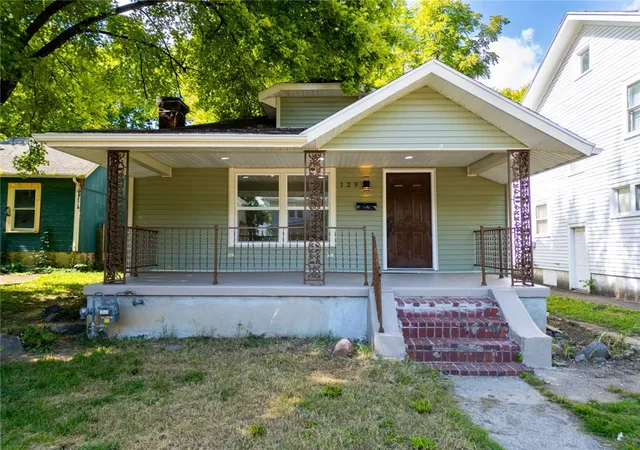 1st image of 129 E Hudson Ave, Dayton, OH 45405 | MLS# 967374