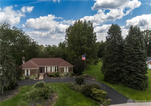 2nd image of 6300 Plateau Dr, Springfield, OH 45502 | MLS# 967139