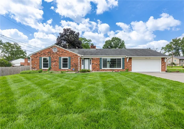 2nd image of 2206 Fox Run Rd, Miami Twp, OH 45459 | MLS# 966867