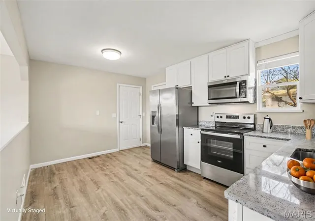 Photo 4 of Single family home for sale at 90 Brightmoor Dr, Florissant, MO 63033 | MLS# MIS26006967 | Listing updated on 2026-08-10
