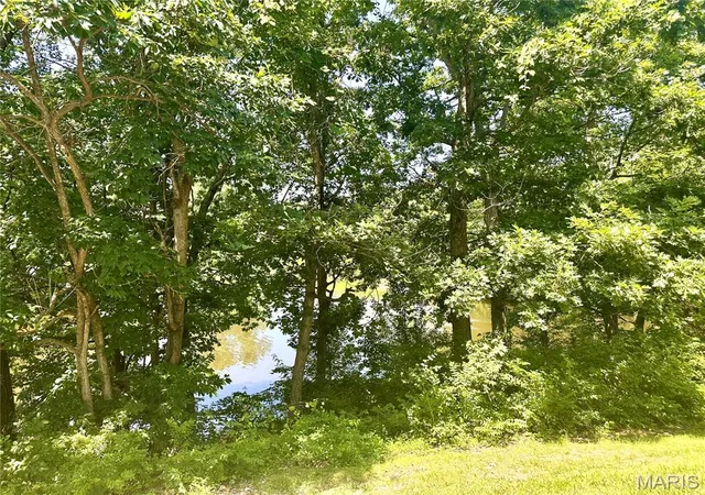 2nd image of 16566 Victoria Crossing Dr #B, Wildwood, MO 63040 | MLS# MIS26041154
