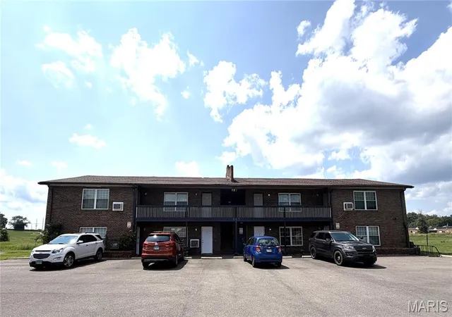 1st image of 961 Belle Valley Dr, Belleville, IL 62220 | MLS# MIS26049927