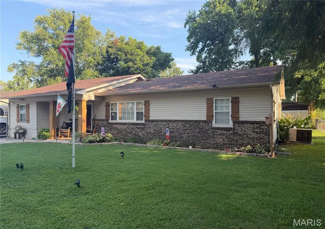1st image of 160 Saint Elizabeth Ln, New Madrid, MO 63869 | MLS# MIS26050435