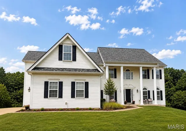 Photo 1 of Sale Pending at 965 Stone Spring Dr, Eureka, MO 63025 | MLS# MIS26050675 | Listing updated on 2026-09-05