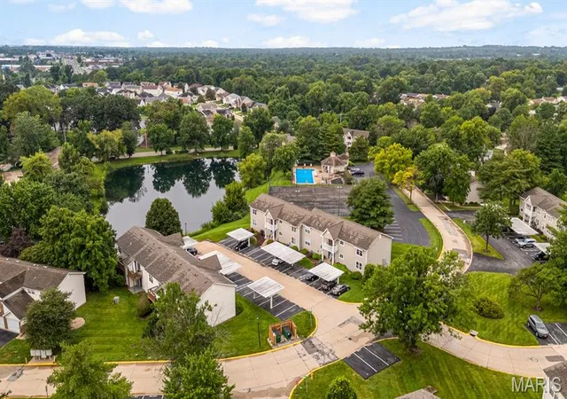 Photo 1 of Sale Pending at 4113 Gulf Shr W, Florissant, MO 63034 | MLS# MIS26050928 | Listing updated on 2026-08-20
