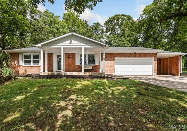 Photo 1 of Sale Pending at 1213 Old County Farm Rd, Union, MO 63084 | MLS# MIS26053671 | Listing updated on 2026-09-03