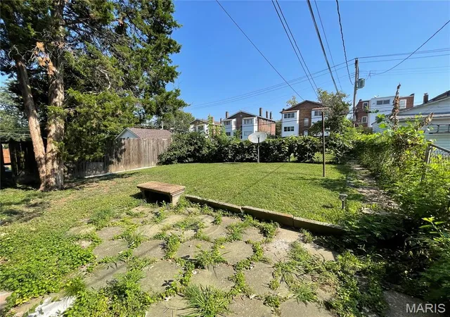 Photo 3 of Multi family home for sale at 4977 Quincy St, St Louis, MO 63109 | MLS# MIS26055885 | Listing updated on 2026-08-30
