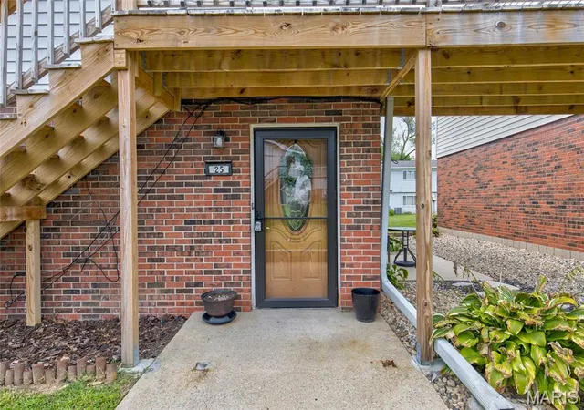 Condo for sale at 5310 Godfrey Rd #25, Godfrey, IL 62035 | MLS# MIS26055974