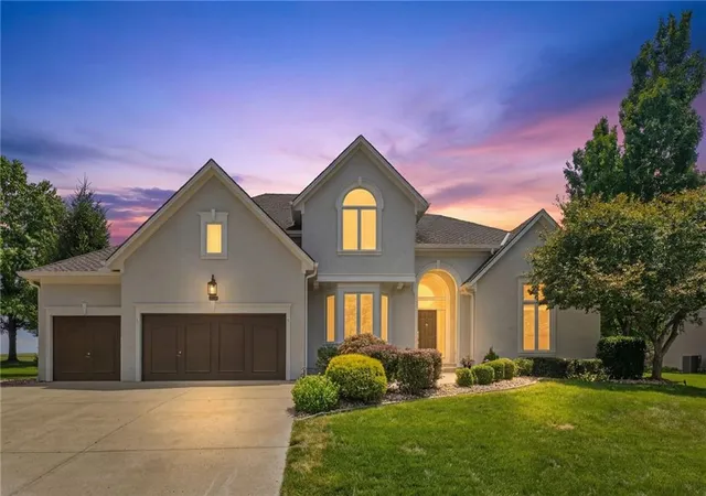 1st image of 9608 Falcon Ridge Dr, Lenexa, KS 66220 | MLS# 2623332