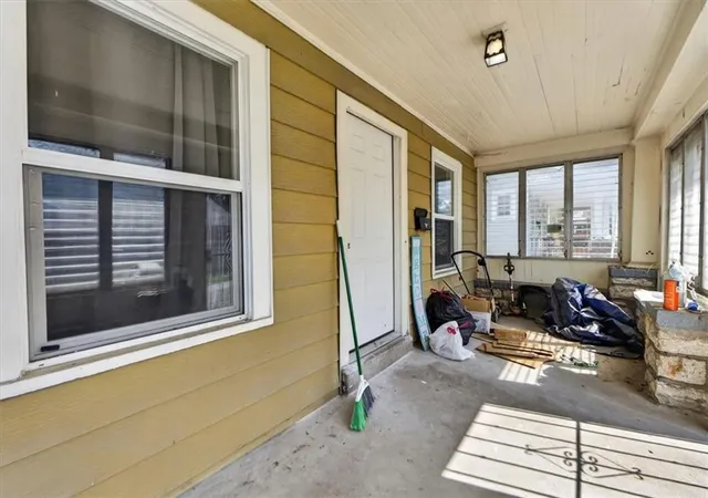 Photo 3 of Single family home for sale at 4335 College Ave, Kansas City, MO 64130 | MLS# 2632458 | Listing updated on 2026-08-12
