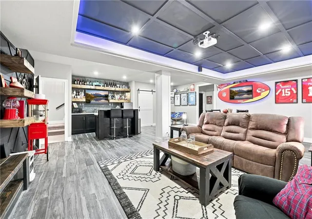 Photo 3 of Single family home for sale at 1122 SW Cheshire Dr, Lees Summit, MO 64083 | MLS# 2632843 | Listing updated on 2026-09-07