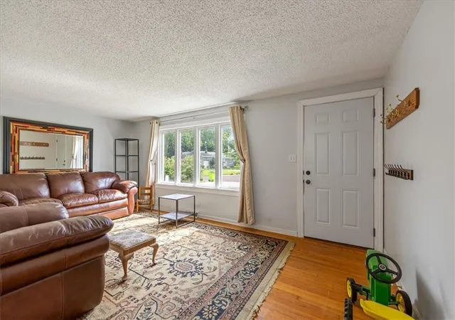 3rd image of 6322 Lowell Ave, Merriam, KS 66202 | MLS# 2635147
