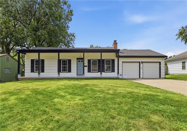 1st image of 9801 E 79th Ter, Raytown, MO 64138 | MLS# 2636150