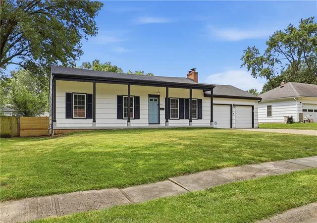 2nd image of 9801 E 79th Ter, Raytown, MO 64138 | MLS# 2636150