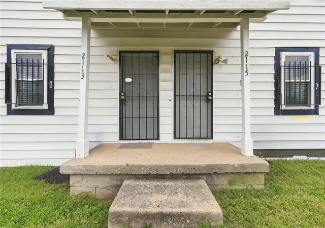 5th image of 2113-2115 Askew Ave, Kansas City, MO 64127 | MLS# 2637789