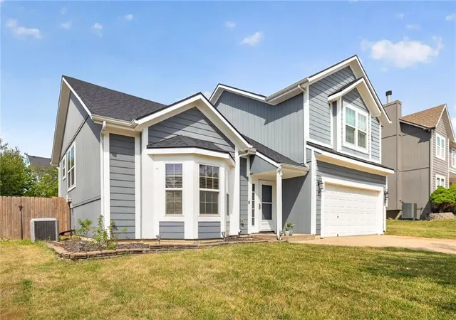 2nd image of 21877 Lincoln Ter, Spring Hill, KS 66083 | MLS# 2638426