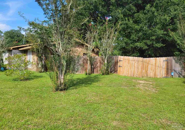 6th image of 4512 Cherbourg Way, Pensacola, FL 32505 | MLS# 687953
