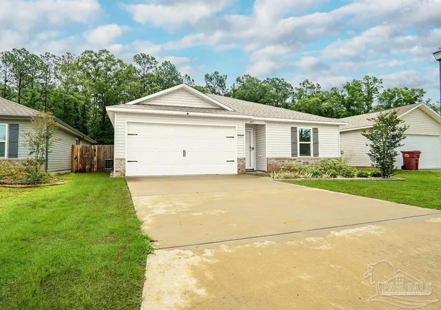 Photo 3 of Single family home for sale at 6469 June Bug Dr, Milton, FL 32583 | MLS# 687591 | Listing updated on 2026-09-25