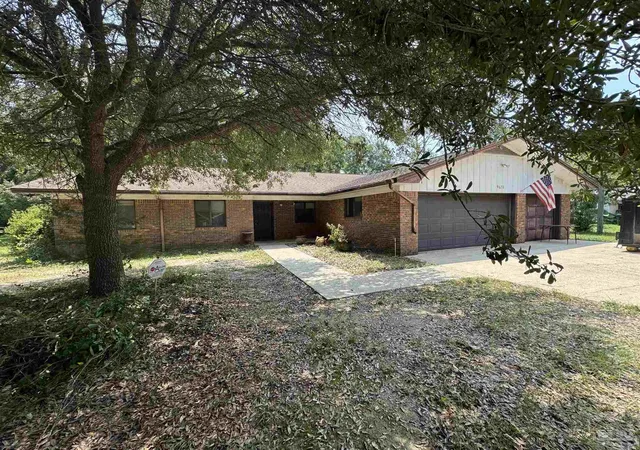 Photo 2 of Sale Pending at 9670 Cove Ave, Pensacola, FL 32534 | MLS# 686731 | Listing updated on 2026-09-07