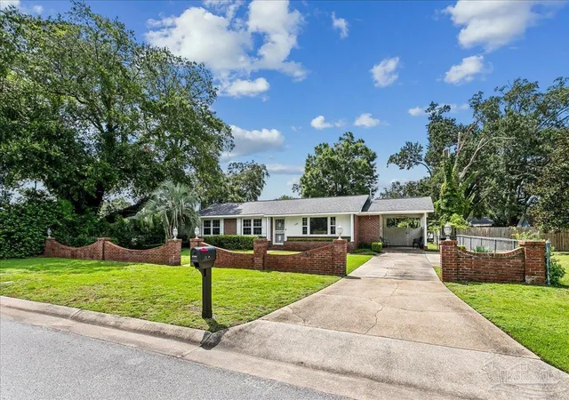 Photo 1 of Single family home for sale at 1105 E Baars St, Pensacola, FL 32503 | MLS# 687173 | Listing updated on 2026-09-21