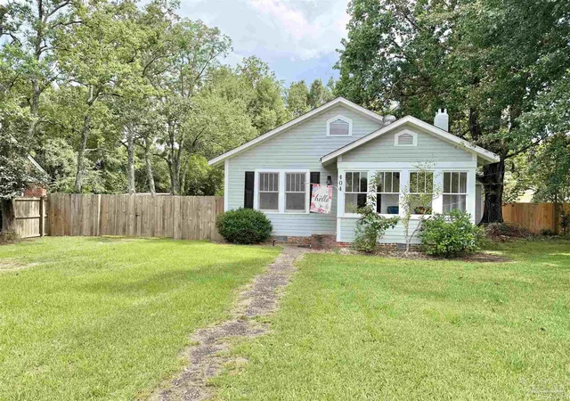 Photo 1 of Single family home for sale at 404 E Horner St, Atmore, AL 36502 | MLS# 685968 | Listing updated on 2026-07-16