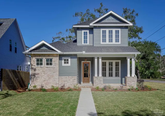 2nd image of 930 E Hernandez St, Pensacola, FL 32503 | MLS# 687563