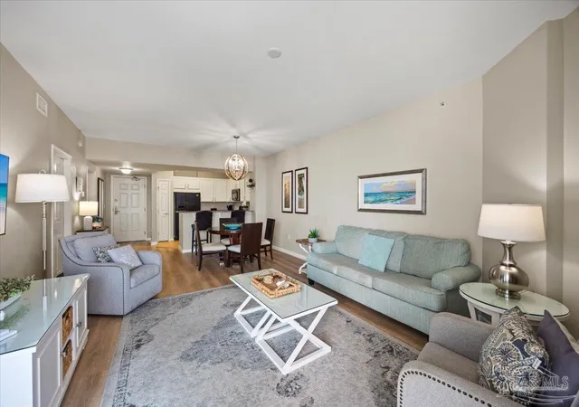 Listing Photo 4 - Condo for sale in building located at 4203 Indian Byp Trl, Destin, FL 32541 - Unit #11014