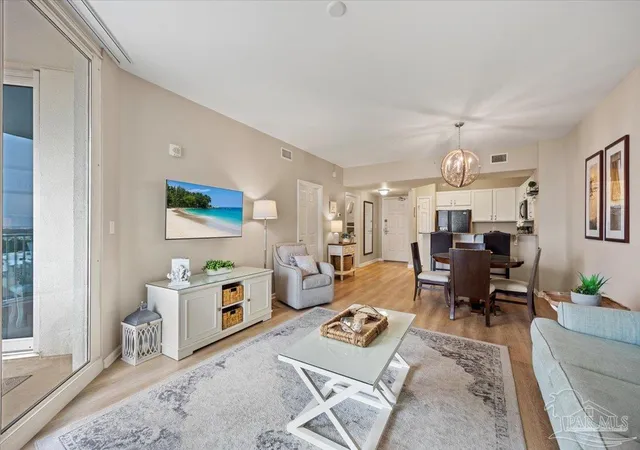 Listing Photo 5 - Condo for sale in building located at 4203 Indian Byp Trl, Destin, FL 32541 - Unit #11014