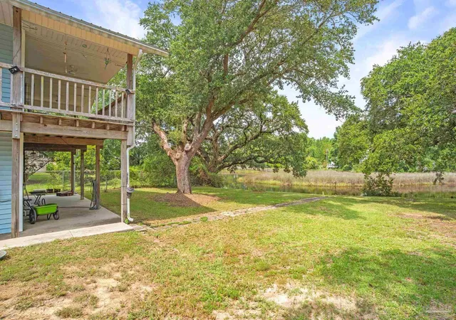 36th image of 5770 Trout Bayou Cir, Milton, FL 32583 | MLS# 687334