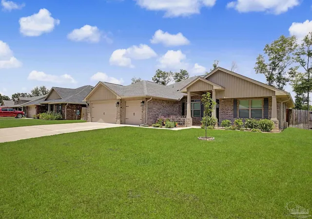 Photo 3 of Sale Pending at 5968 Parsonage Cir, Milton, FL 32570 | MLS# 686191 | Listing updated on 2026-09-18