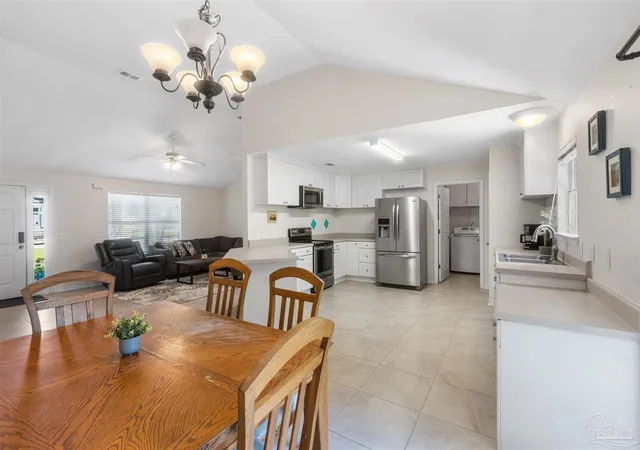 3rd image of 8708 Laredo St, Navarre, FL 32566 | MLS# 687445