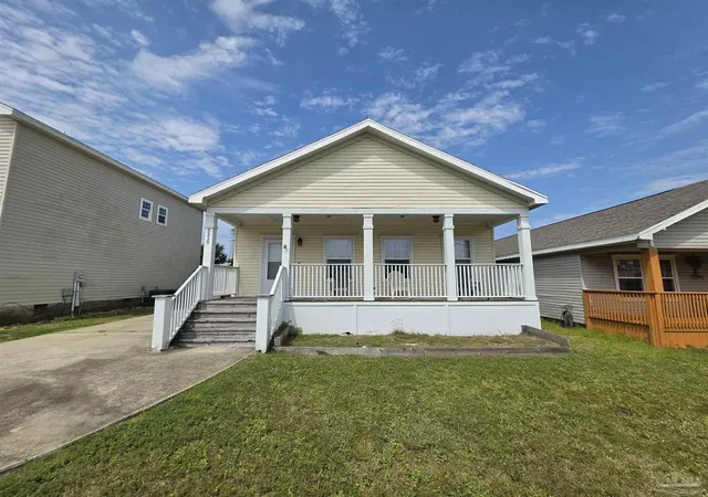 Photo 2 of Single family home for sale at 5315 Cambria Dr, Pensacola, FL 32507 | MLS# 687682 | Listing updated on 2026-08-18