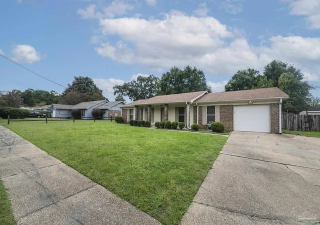 2nd image of 4022 Nowlinbury Dr, Pensacola, FL 32514 | MLS# 687783