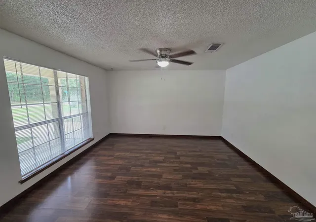 4th image of 4252 Jernigan Rd, Pace, FL 32571 | MLS# 687963