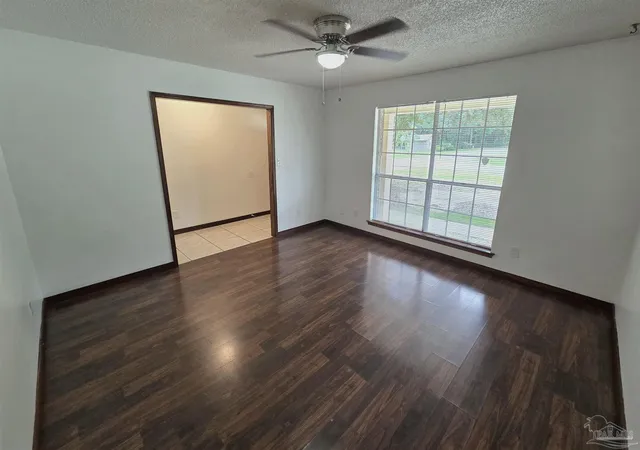 5th image of 4252 Jernigan Rd, Pace, FL 32571 | MLS# 687963
