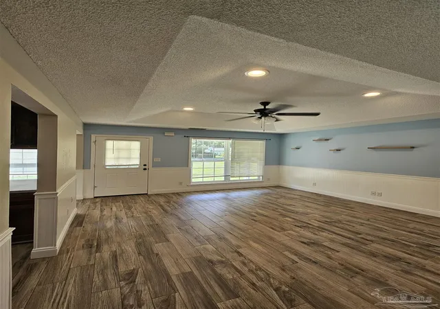 Photo 3 of Single family home for sale at 4271 Magnolia Oaks St, Milton, FL 32571 | MLS# 687505 | Listing updated on 2026-09-01