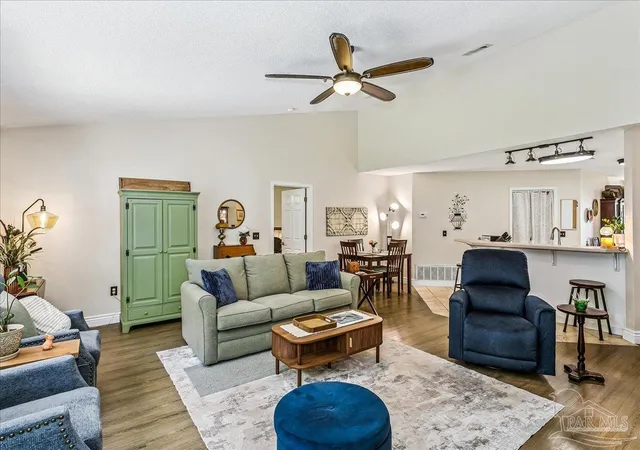 Photo 3 of Single family home for sale at 4848 La Casa Cir, Milton, FL 32571 | MLS# 686136 | Listing updated on 2026-09-08