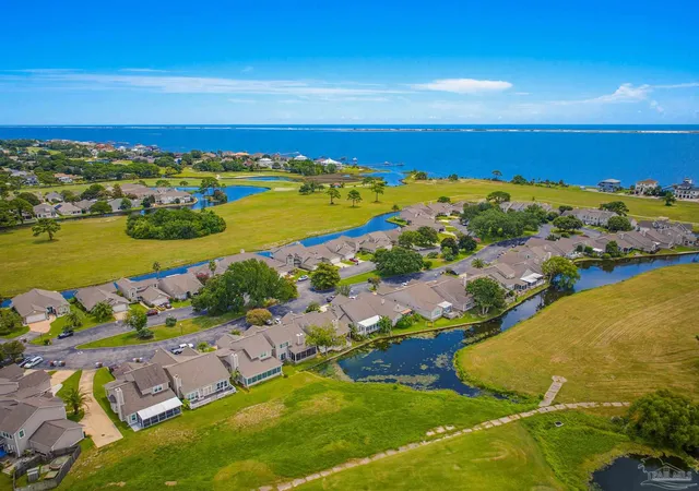 Photo 4 of Single family home for sale at 1125 Lionsgate Ln, Gulf Breeze, FL 32563 | MLS# 687271 | Listing updated on 2026-09-25