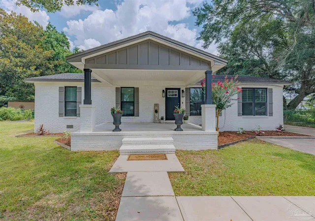 Photo 1 of Single family home for sale at 9900 Pine Meadow Ln, Pensacola, FL 32534 | MLS# 686905 | Listing updated on 2026-10-05